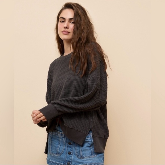 American Eagle Outfitters Tops - AE Big Hug Waffle Crew Neck Sweatshirt